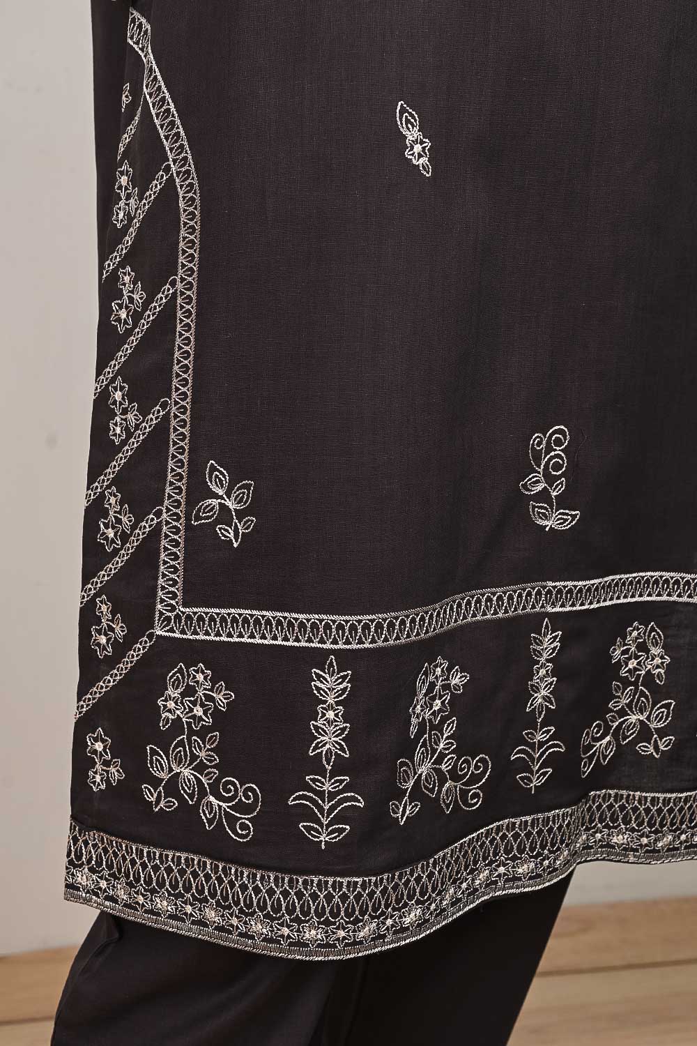 3SP-19B-GreyishPurple - 3PC COTTON EMBROIDERED Dress With Chiffon Embroidered Dupatta